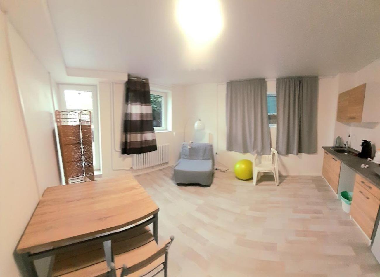 Lev I Sova Aparthotel Mělník Buitenkant foto