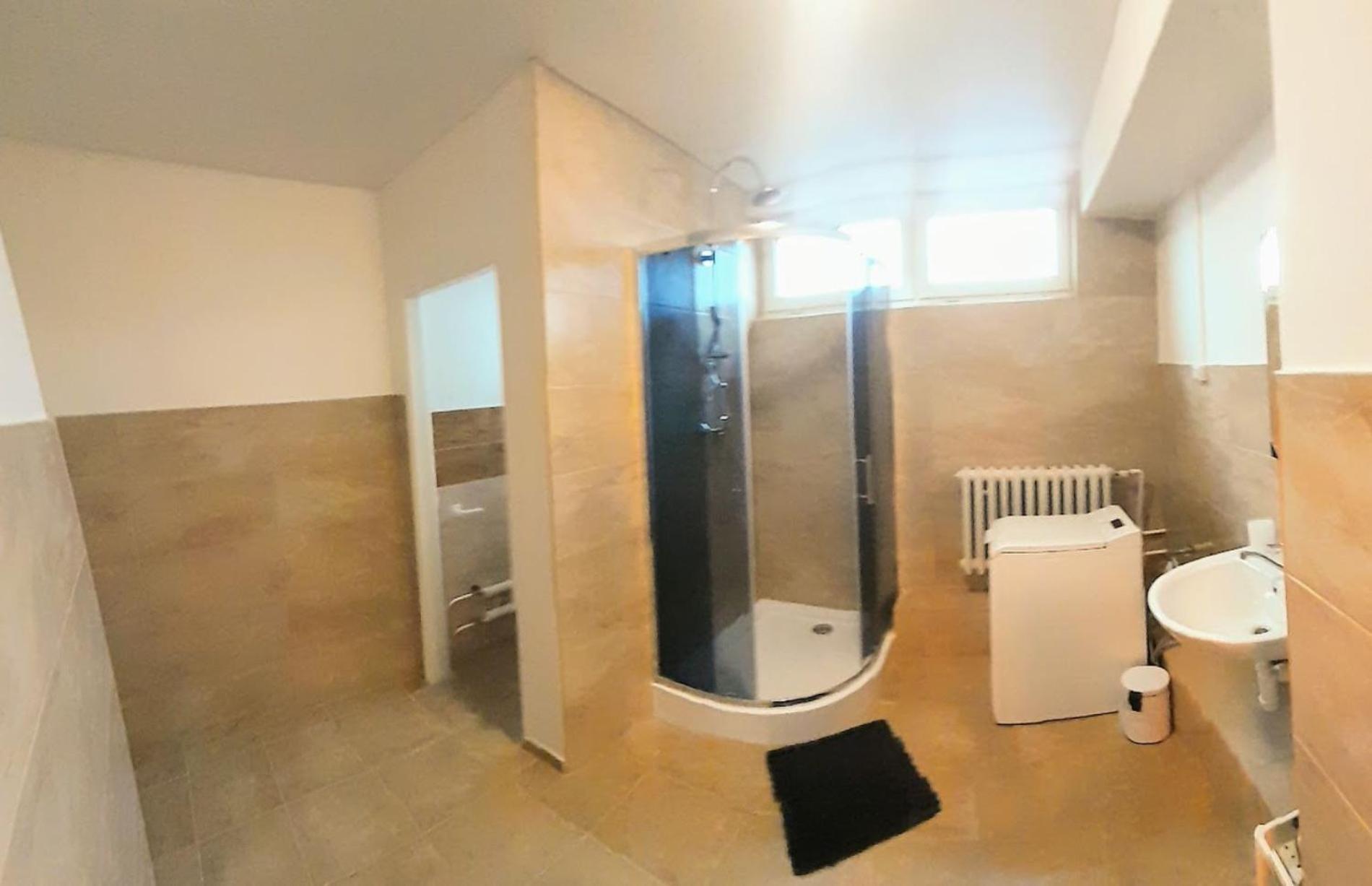 Lev I Sova Aparthotel Mělník Buitenkant foto